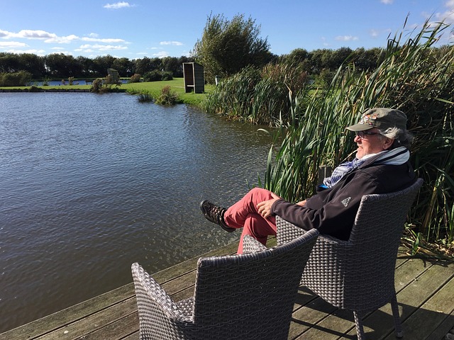 中国女足0-8惨败英格兰女足，张琳艳造险，斯坦韦戴帽